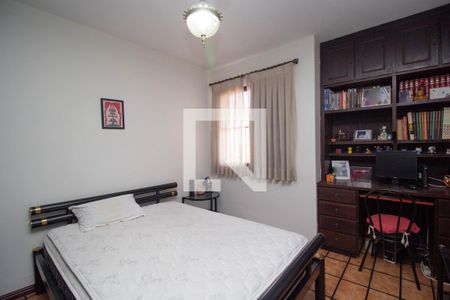 Casa à venda com 108m², 3 quartos e 2 vagas Casa à venda com 108m², 3 quartos e 2 vagasQuarto 2