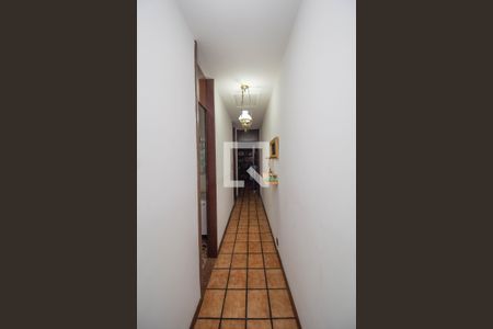 Casa à venda com 108m², 3 quartos e 2 vagas Casa à venda com 108m², 3 quartos e 2 vagasCorredor