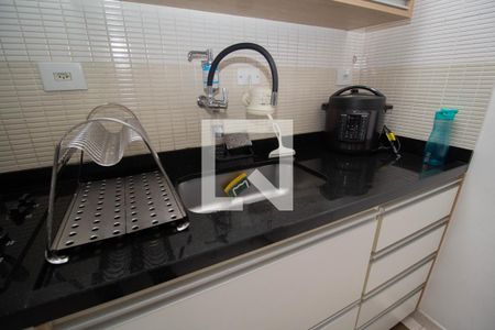 Casa à venda com 108m², 3 quartos e 2 vagas Casa à venda com 108m², 3 quartos e 2 vagasCozinha