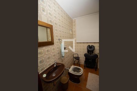 Casa à venda com 108m², 3 quartos e 2 vagas Casa à venda com 108m², 3 quartos e 2 vagasLavabo