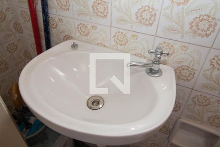 Casa à venda com 108m², 3 quartos e 2 vagas Casa à venda com 108m², 3 quartos e 2 vagasBanheiro de Serviço