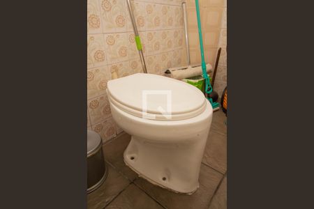 Casa à venda com 108m², 3 quartos e 2 vagas Casa à venda com 108m², 3 quartos e 2 vagasBanheiro de Serviço