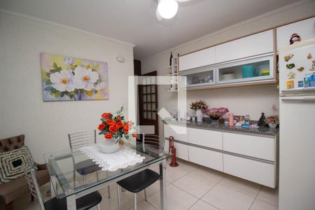 Casa à venda com 108m², 3 quartos e 2 vagas Casa à venda com 108m², 3 quartos e 2 vagasCopa