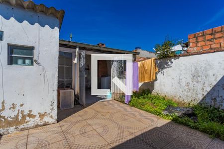 Casa à venda com 80m², 2 quartos e 2 vagasQuintal
