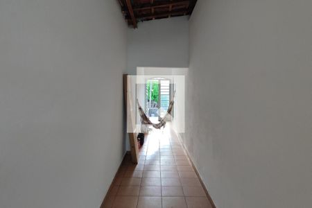 Casa à venda com 280m², 2 quartos e 4 vagas Casa à venda com 280m², 2 quartos e 4 vagasQuintal