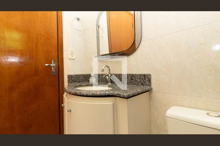 Casa à venda com 143m², 3 quartos e 4 vagas Casa à venda com 143m², 3 quartos e 4 vagasBanheiro 2