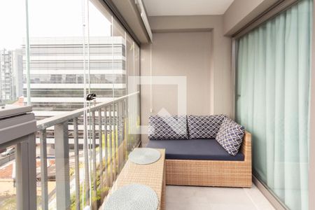 Studio para alugar com 30m², 1 quarto e sem vaga Studio para alugar com 30m², 1 quarto e sem vagaVaranda