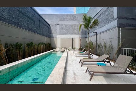 Studio para alugar com 25m², 1 quarto e sem vagaPiscina