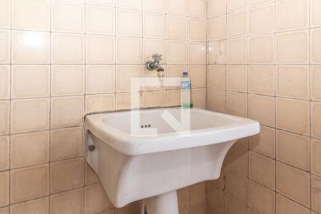 Casa à venda com 175m², 2 quartos e 1 vagaÁrea de Serviço