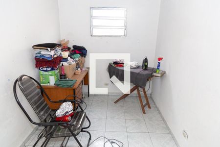 Casa à venda com 76m², 3 quartos e 1 vagaQuarto de Serviço