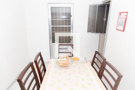 Casa à venda com 76m², 3 quartos e 1 vagaSala de Jantar