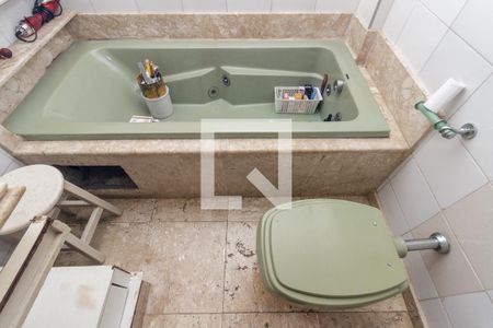 Apartamento à venda com 150m², 3 quartos e 1 vaga Apartamento à venda com 150m², 3 quartos e 1 vagaBanheiro 1 - Suíte