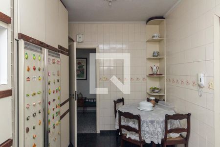 Apartamento à venda com 150m², 3 quartos e 1 vaga Apartamento à venda com 150m², 3 quartos e 1 vagaCozinha