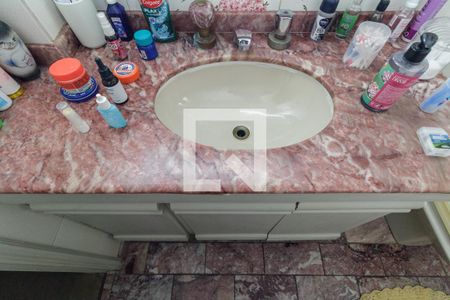 Apartamento à venda com 150m², 3 quartos e 1 vaga Apartamento à venda com 150m², 3 quartos e 1 vagaBanheiro 2