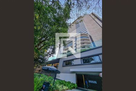 Apartamento à venda com 94m², 2 quartos e 2 vagasFachada