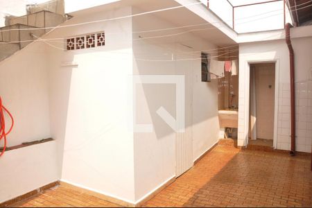 Casa à venda com 88m², 2 quartos e 1 vagaÁrea de Serviço e Quintal