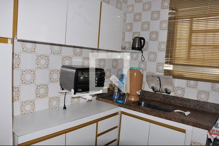 Casa à venda com 88m², 2 quartos e 1 vagaDetalhes - Cozinha