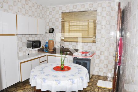 Casa à venda com 88m², 2 quartos e 1 vagaDetalhes - Cozinha