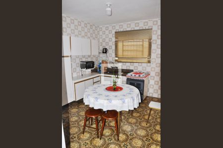 Casa à venda com 88m², 2 quartos e 1 vagaDetalhes - Cozinha