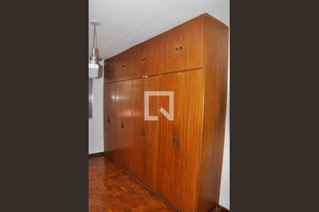 Casa à venda com 88m², 2 quartos e 1 vagaDetalhes - Quarto 01