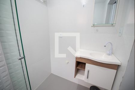 Banheiro de kitnet/studio para alugar com 1 quarto, 18m² em Chacara do Visconde, Taubaté