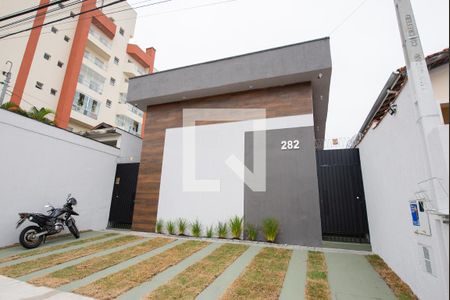 Studio para alugar com 14m², 1 quarto e sem vaga Studio para alugar com 14m², 1 quarto e sem vagaFachada da Casa