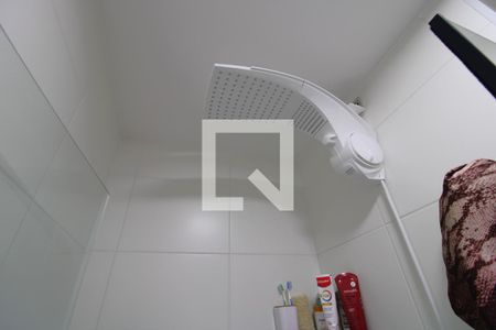 Chuveiro de apartamento à venda com 1 quarto, 27m² em Jardim Itacolomi, São Paulo