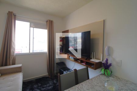 Sala de apartamento à venda com 1 quarto, 27m² em Jardim Itacolomi, São Paulo