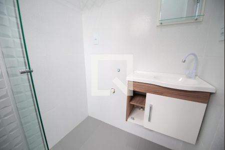 Banheiro de kitnet/studio para alugar com 1 quarto, 14m² em Chacara do Visconde, Taubaté