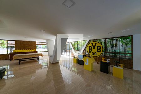 Apartamento à venda com 180m², 4 quartos e 4 vagas Apartamento à venda com 180m², 4 quartos e 4 vagasÁrea comum