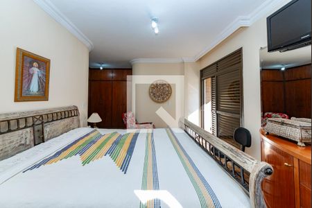 Apartamento à venda com 180m², 4 quartos e 4 vagas Apartamento à venda com 180m², 4 quartos e 4 vagasSuíte 1