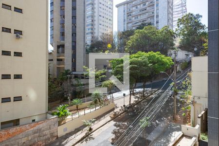 Apartamento à venda com 180m², 4 quartos e 4 vagas Apartamento à venda com 180m², 4 quartos e 4 vagasVaranda da Suíte 1