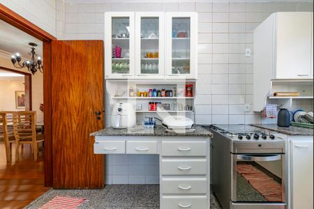 Apartamento à venda com 180m², 4 quartos e 4 vagas Apartamento à venda com 180m², 4 quartos e 4 vagasCozinha