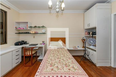 Apartamento à venda com 180m², 4 quartos e 4 vagas Apartamento à venda com 180m², 4 quartos e 4 vagasSuíte 2