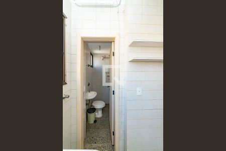 Apartamento à venda com 180m², 4 quartos e 4 vagas Apartamento à venda com 180m², 4 quartos e 4 vagasÁrea de Serviço