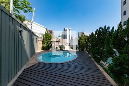 Apartamento à venda com 180m², 4 quartos e 4 vagas Apartamento à venda com 180m², 4 quartos e 4 vagasÁrea comum