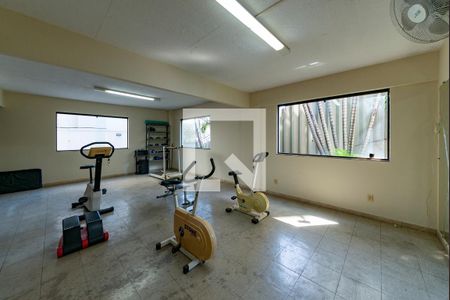 Apartamento à venda com 180m², 4 quartos e 4 vagas Apartamento à venda com 180m², 4 quartos e 4 vagasÁrea comum