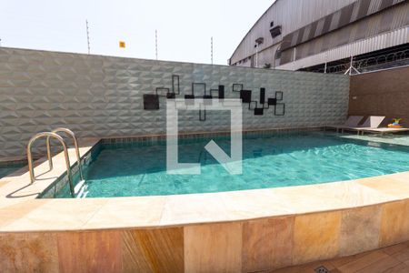 Apartamento à venda com 34m², 2 quartos e sem vagaÁrea comum - Piscina