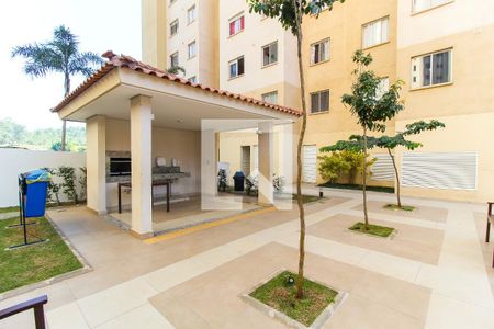 Apartamento para alugar com 32m², 2 quartos e sem vagaÁrea comum - Churrasqueira