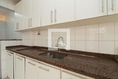 Casa à venda com 170m², 4 quartos e 2 vagasCozinha e Área de Serviço