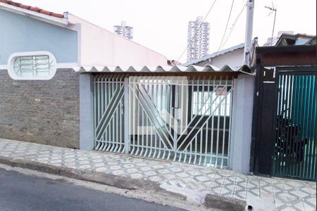 Casa para alugar com 130m², 2 quartos e 1 vagaFachada da Casa