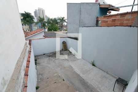 Casa para alugar com 130m², 2 quartos e 1 vagaQuintal
