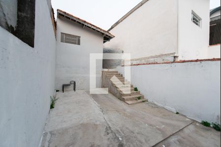 Casa para alugar com 130m², 2 quartos e 1 vagaQuintal