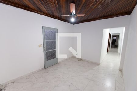 Sala de casa para alugar com 2 quartos, 130m² em Jardim das Nações, Taubaté