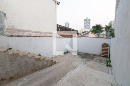 Casa para alugar com 130m², 2 quartos e 1 vagaQuintal