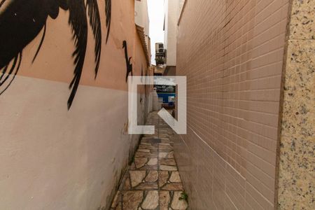 Casa à venda com 600m², 7 quartos e 4 vagasCorredor Externo