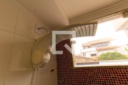 Casa à venda com 600m², 7 quartos e 4 vagasChuveiro da Suíte 2