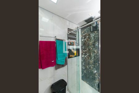 Casa à venda com 99m², 3 quartos e 2 vagasBanheiro