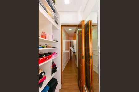 Casa à venda com 99m², 3 quartos e 2 vagasQuarto 2 - Closet