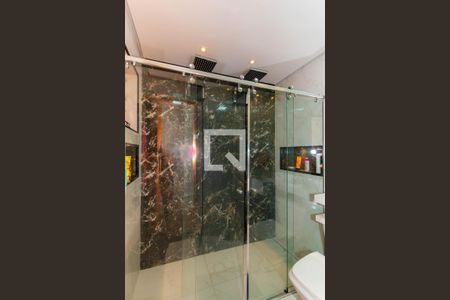 Casa à venda com 99m², 3 quartos e 2 vagasBanheiro